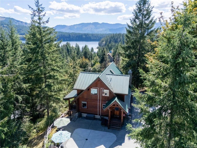 2 of 93 - 9215 Kestrel Dr, Lake Cowichan, BC