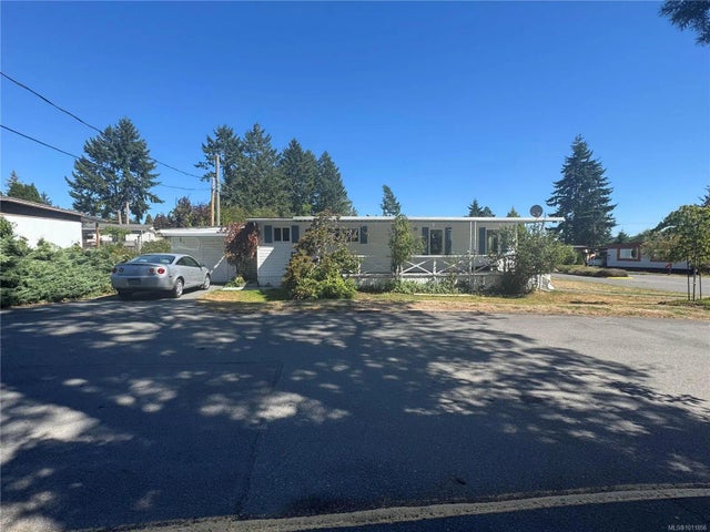 4 of 22 - 135 Brinkworthy Rd 2001, Salt Spring, BC