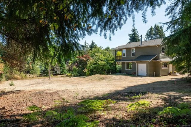 5 of 9 - Lot 1 Becque Rd, Qualicum Beach, BC