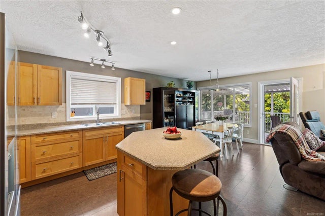 3 of 48 - 5524 Avro Way, Nanaimo, BC