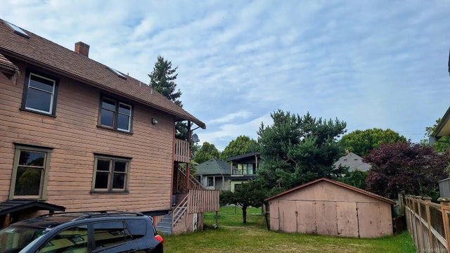 4 of 9 - 220 Michigan St, Victoria, BC