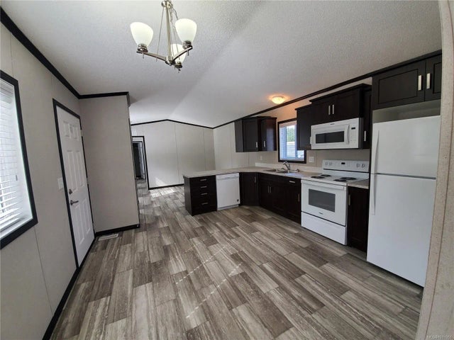 4 of 20 - 1720 Whibley Rd 52, Coombs, BC