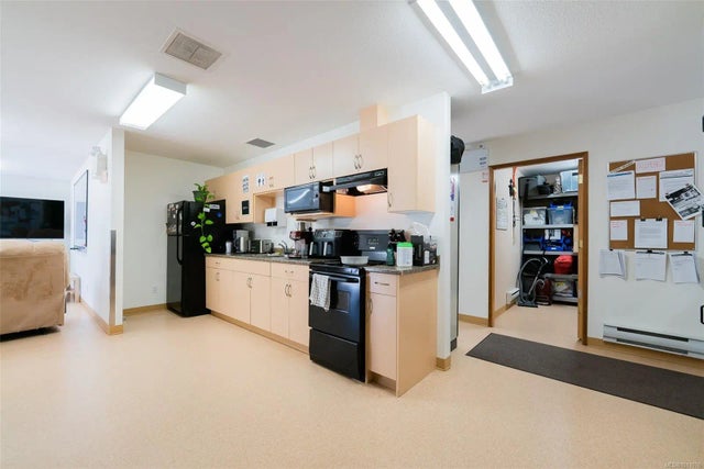 3 of 13 - 721 Church St, Gabriola Island, BC