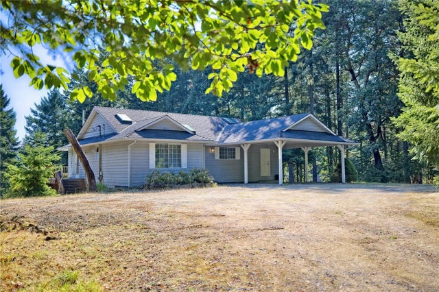 1 of 26 - 229 Cormorant Cres, Salt Spring, BC