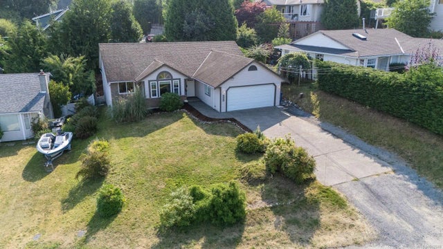 2 of 27 - 5668 Rutherford Rd, Nanaimo, BC