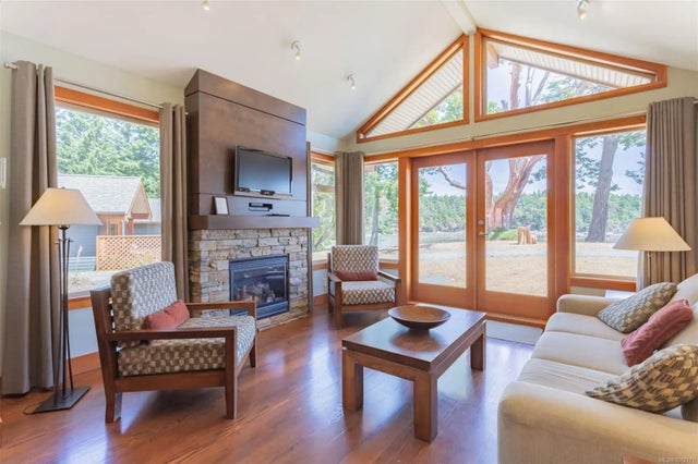 5 of 23 - 494 Arbutus Dr 108b1, Mayne Island, BC