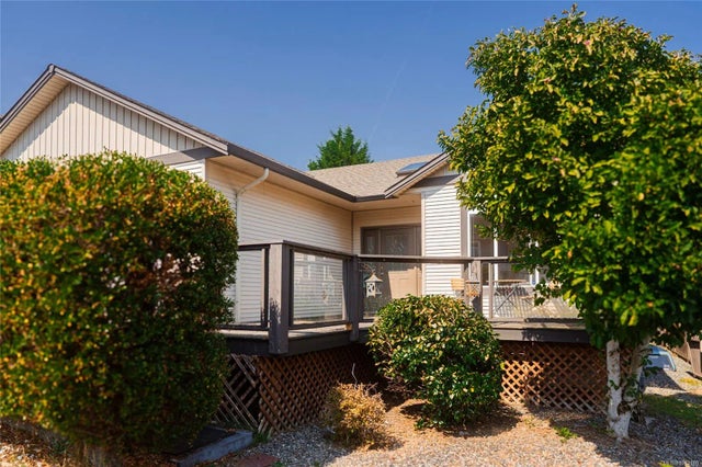 3 of 34 - 1072 Silver Mountain Dr, Nanaimo, BC