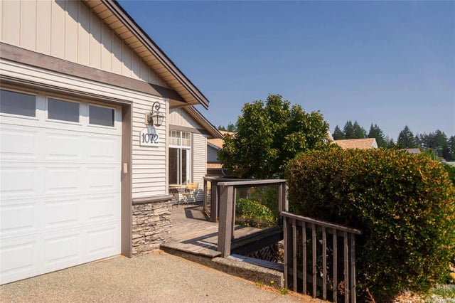 5 of 34 - 1072 Silver Mountain Dr, Nanaimo, BC