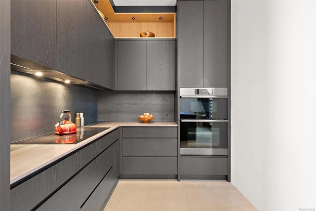 5 of 45 - 862 Somenos St, Victoria, BC