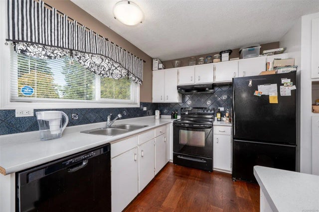 2 of 25 - 2618 Starlight Trail, Nanaimo, BC