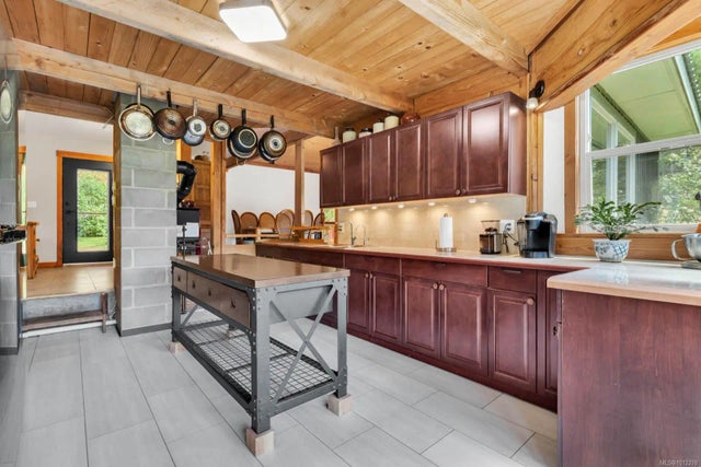 4 of 47 - 2 Welch Rd, Lasqueti Island, BC