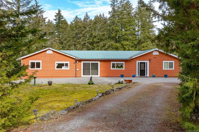1 of 63 - 770 Gilbert Rd, Hilliers, BC