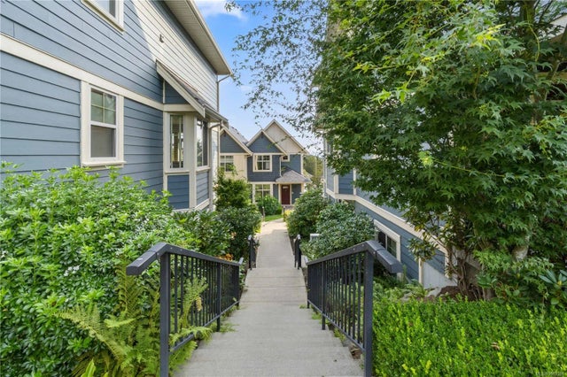 3 of 19 - 446 Milton St 1, Nanaimo, BC