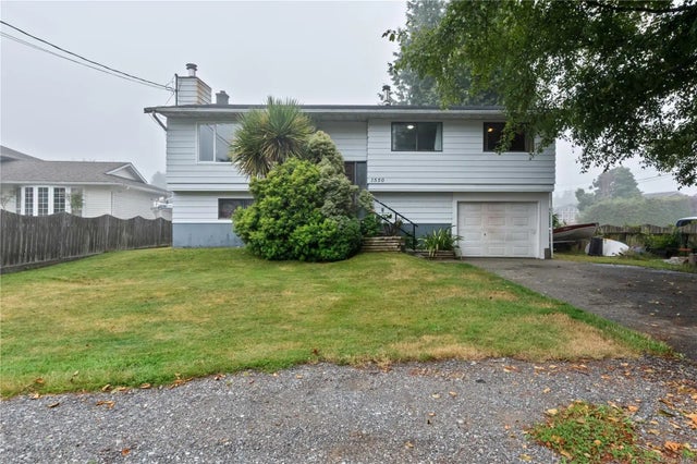 1 of 35 - 1550 Larch Rd, Ucluelet, BC