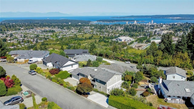1 of 44 - 206 Concordia Pl, Nanaimo, BC