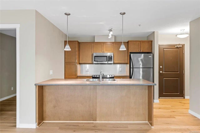 3 of 32 - 555 Franklyn St 209, Nanaimo, BC