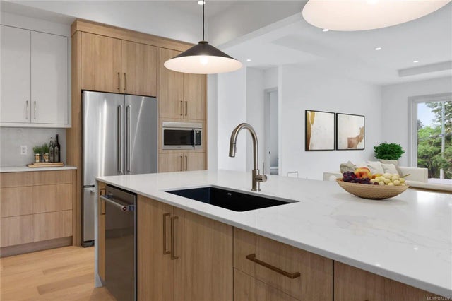 4 of 27 - 6970 Shale Rd, Lantzville, BC