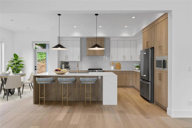 5 of 27 - 6970 Shale Rd, Lantzville, BC