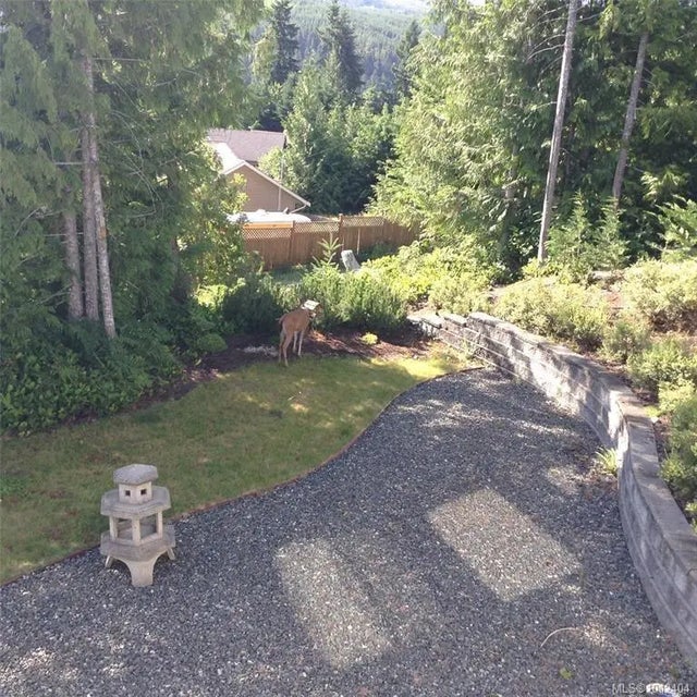 2 of 16 - 1731 Dar's Pl, Qualicum Beach, BC