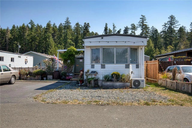1 of 21 - 1050 Bowlby Rd 39, Coombs, BC