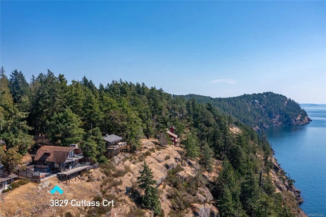 5 of 71 - 3829 Cutlass Crt, Pender Island, BC