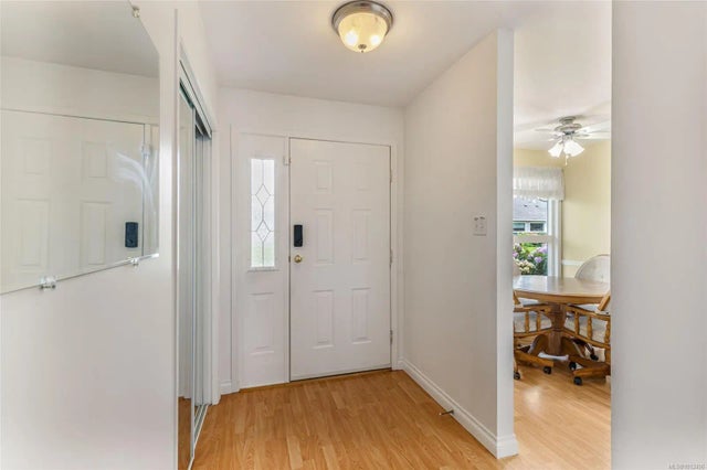 3 of 61 - 240 Stanford Ave E 103, Parksville, BC