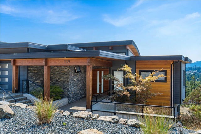 1 of 60 - 129 Amphion Terr, Nanaimo, BC