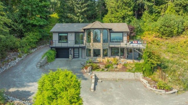 2 of 64 - 824 Craig Rd, Ladysmith, BC