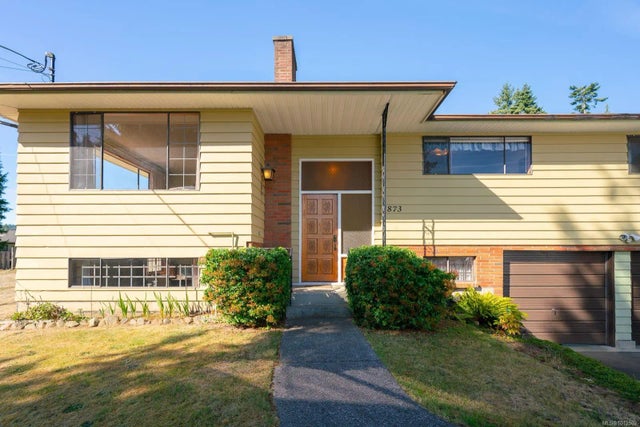 2 of 49 - 1873 Richardson Rd, Nanaimo, BC