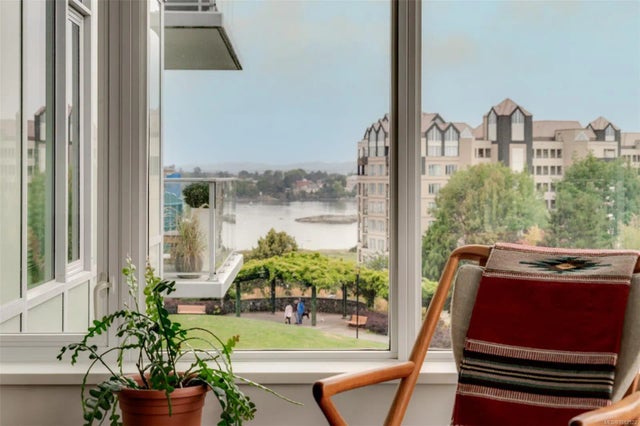 5 of 42 - 60 Saghalie Rd 304, Victoria, BC