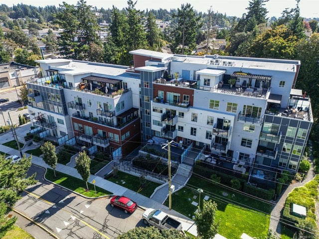 1 of 24 - 1450 Glentana Rd 207, View Royal, BC