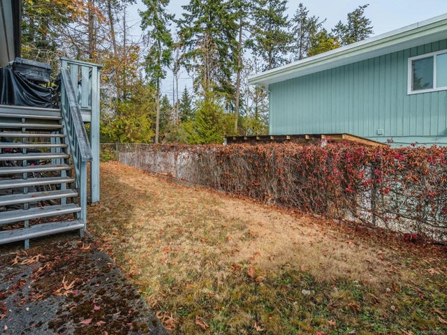 5 of 27 - 549 Island Hwy W, Parksville, BC