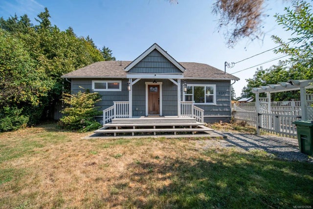 1 of 35 - 9387 Chemainus Rd, Chemainus, BC