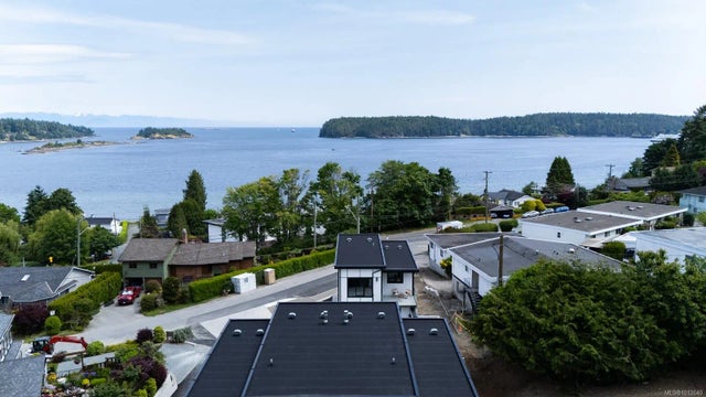 3 of 69 - 2543 Doctors Rd, Nanaimo, BC