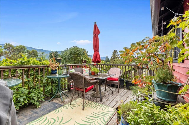 4 of 51 - 10664 Cedar Dr, Youbou, BC