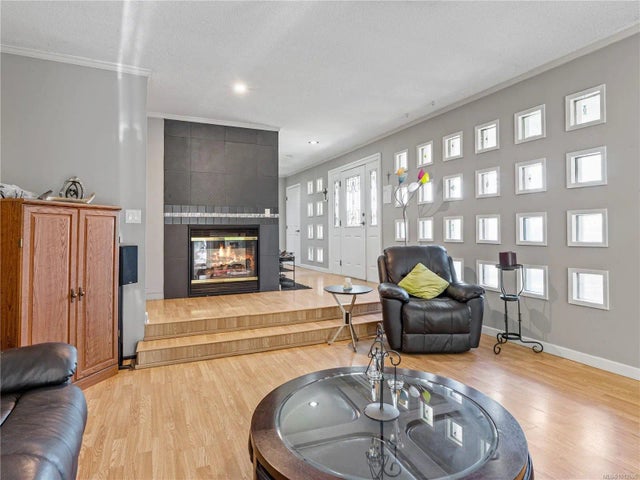 4 of 91 - 1546 Grandom Pl, Nanaimo, BC