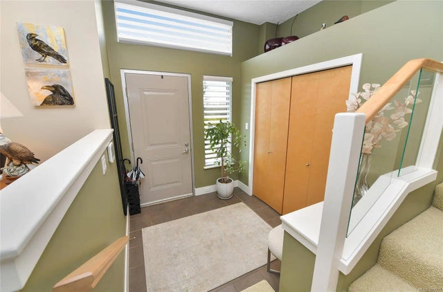 4 of 66 - 5336 Sayward Hill Cres, Saanich, BC