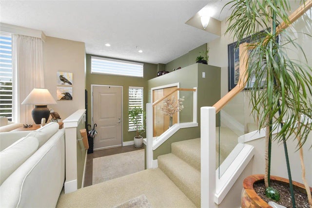 5 of 66 - 5336 Sayward Hill Cres, Saanich, BC