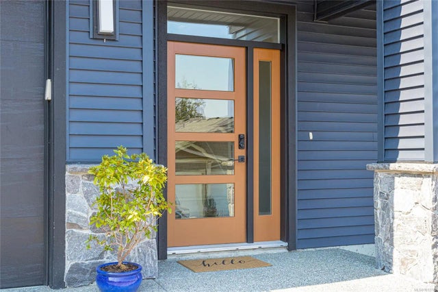 2 of 49 - 1584 Adelaide St 12, Crofton, BC