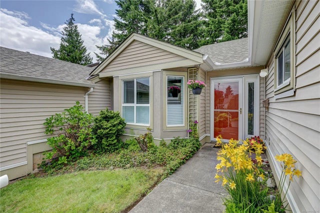 1 of 38 - 5959 Waterton Dr, Nanaimo, BC