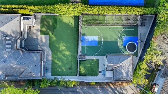 4 of 93 - 4668 Cordova Bay Rd, Saanich, BC