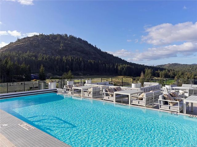 2 of 24 - 2000 Hannington Rd 603, Langford, BC
