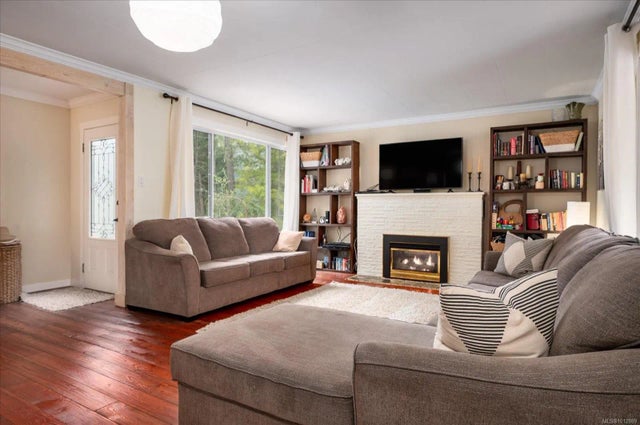 4 of 92 - 4800 Island Hwy W, Qualicum Beach, BC