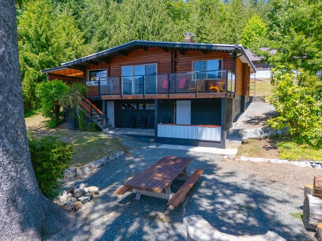 3 of 52 - 8856 Stirling Arm Dr, Port Alberni, BC