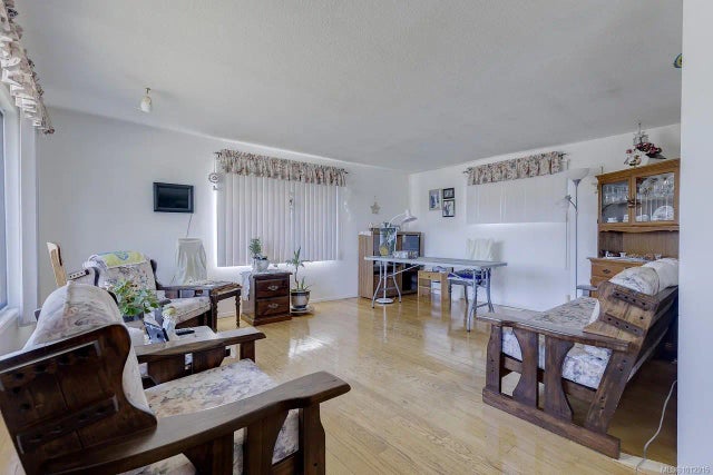 3 of 24 - 205 Dundas St, Nanaimo, BC