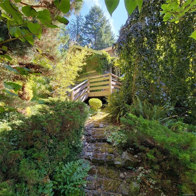 5 of 64 - 1 Morewater Rd, Lasqueti Island, BC