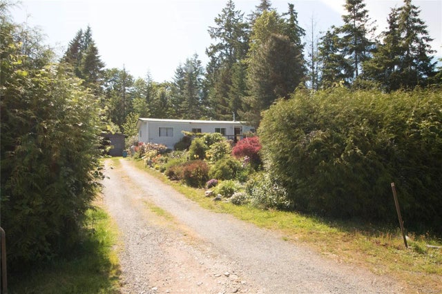 4 of 12 - 6573 Mystery Beach Rd, Fanny Bay, BC