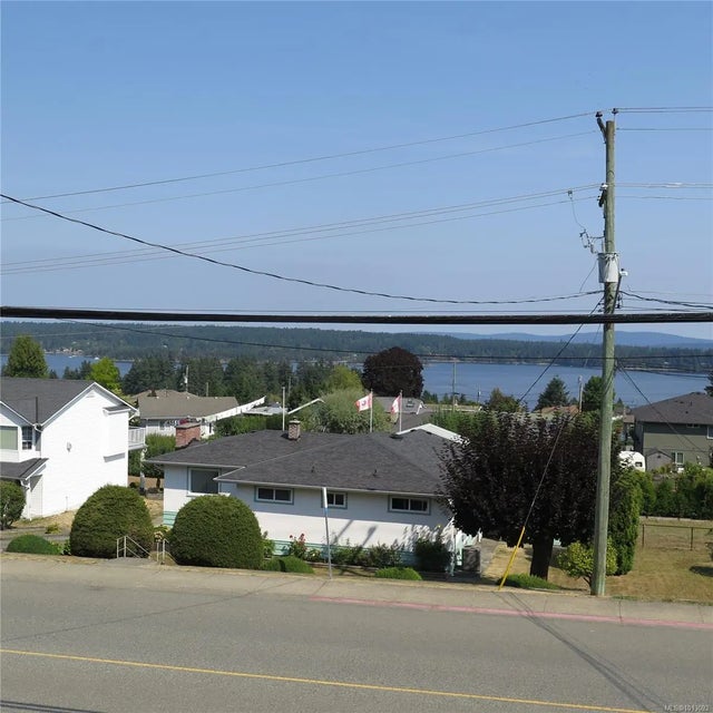 1 of 41 - 426 Davis Rd, Ladysmith, BC