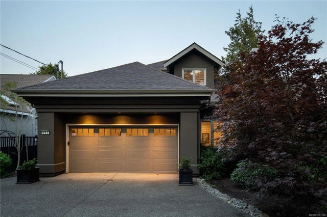 4 of 70 - 683 Mountjoy Ave, Oak Bay, BC