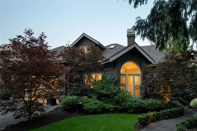 5 of 70 - 683 Mountjoy Ave, Oak Bay, BC